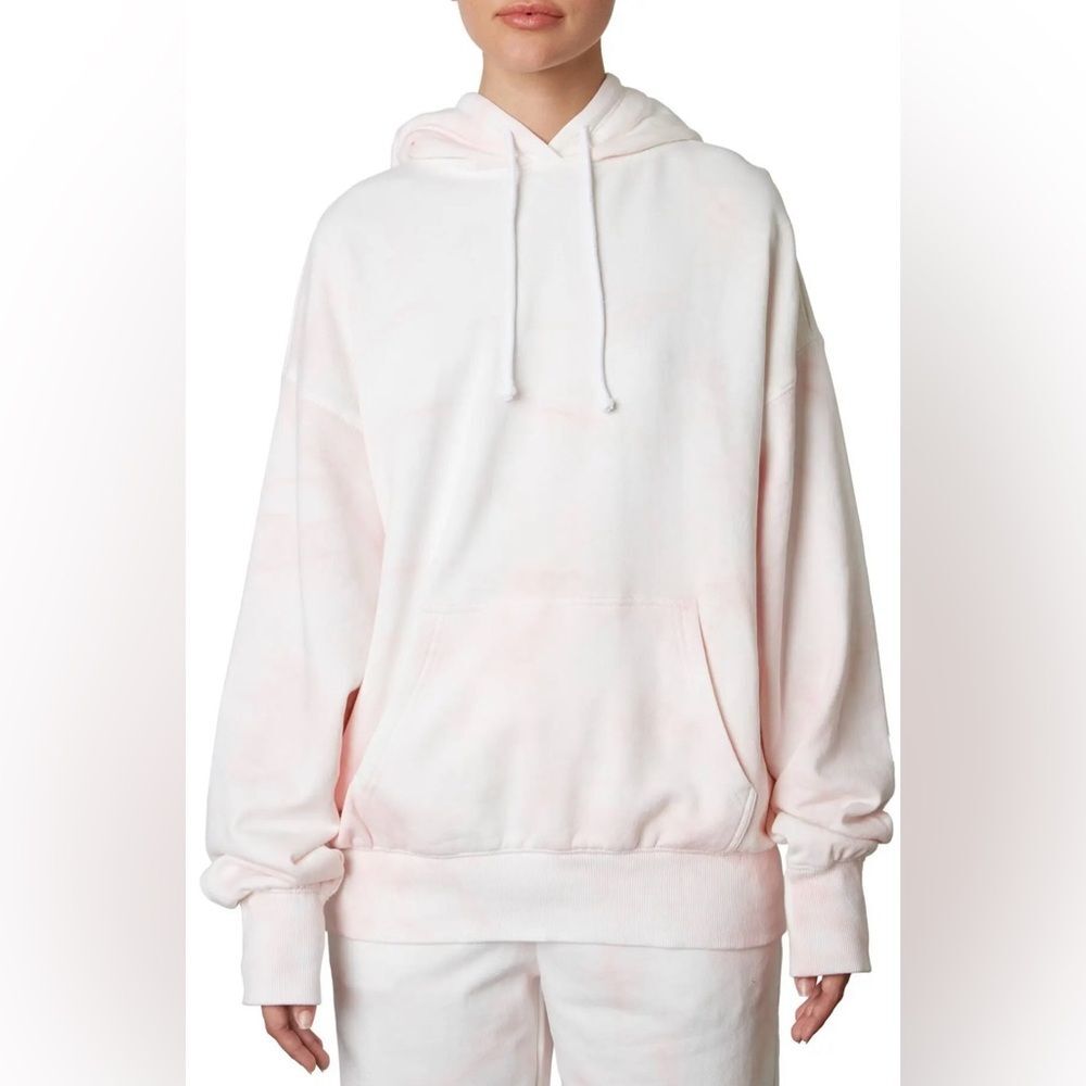 2pc Nia Tie Dye Oversize Hoodie And Sweatpants Set
(205)